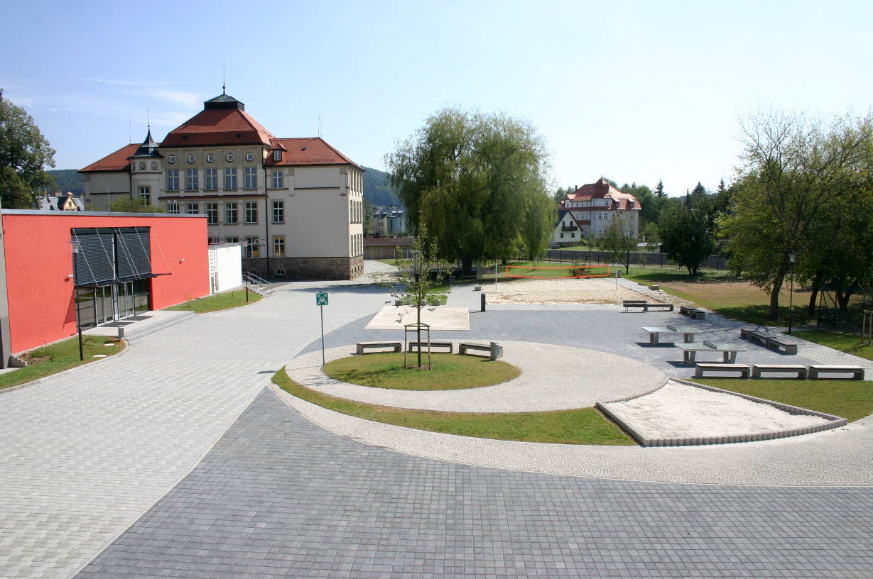 Außenanlagen Mittelschule, Flöha